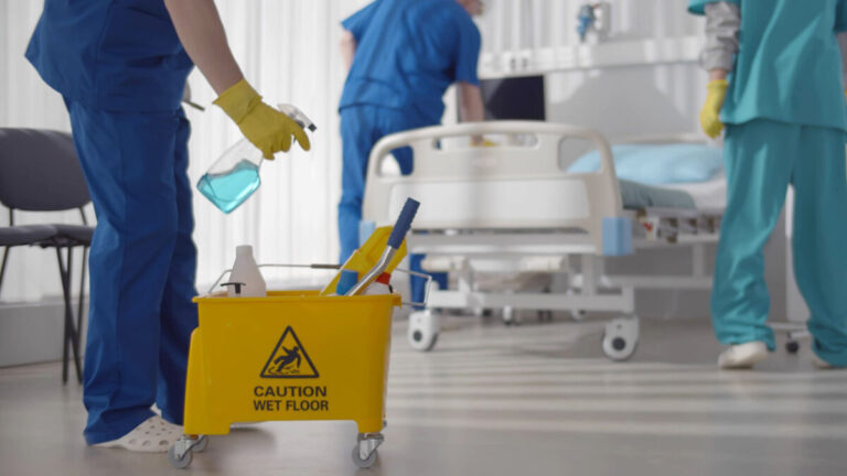 TECNICAS DE LIMPIEZA Y DESINFECCIÓN HOSPITALARIA